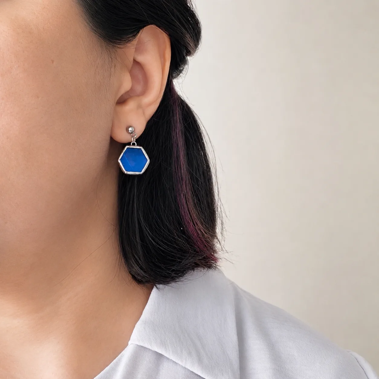 Mehr's earring thumbnail 3