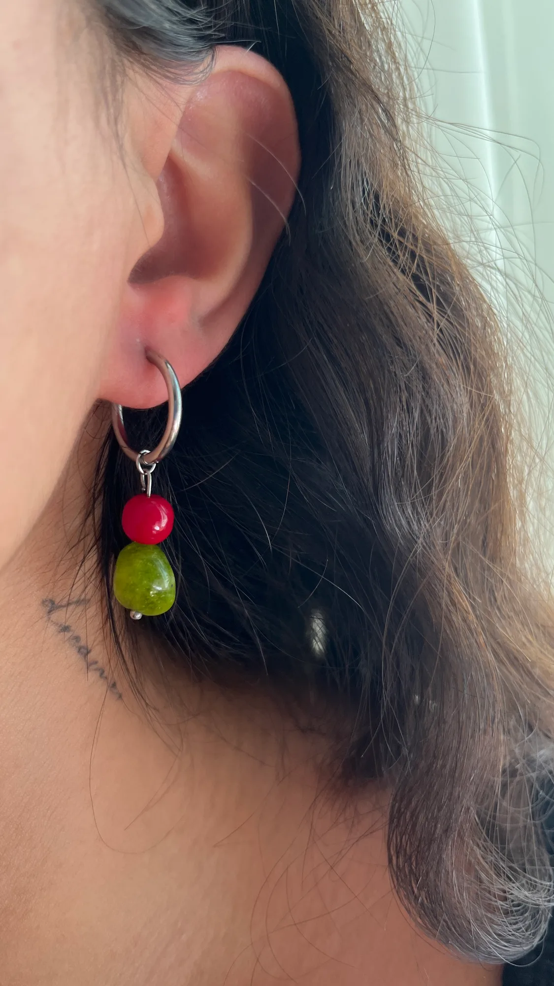 Stone earring thumbnail 1