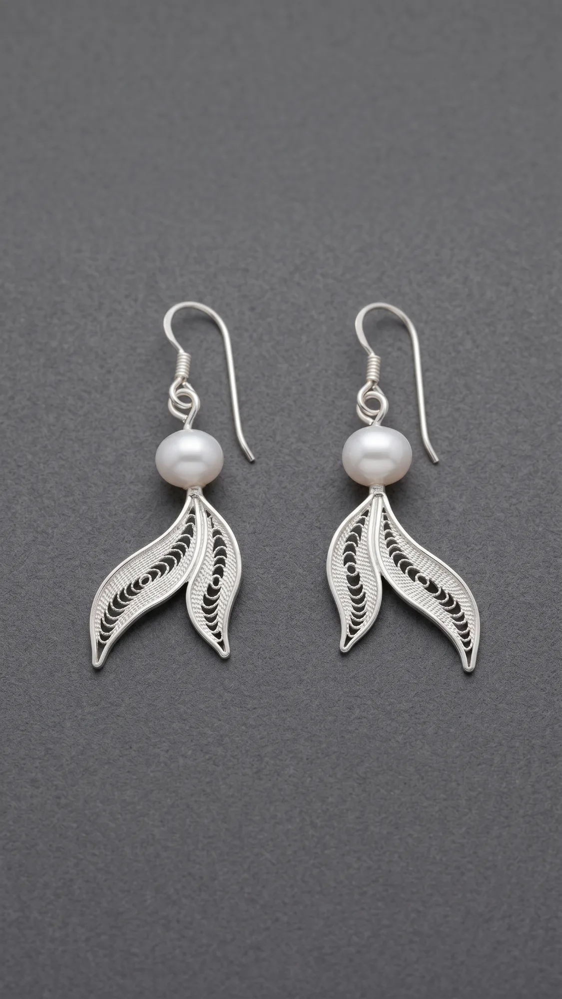Earring "Zuba" thumbnail 1