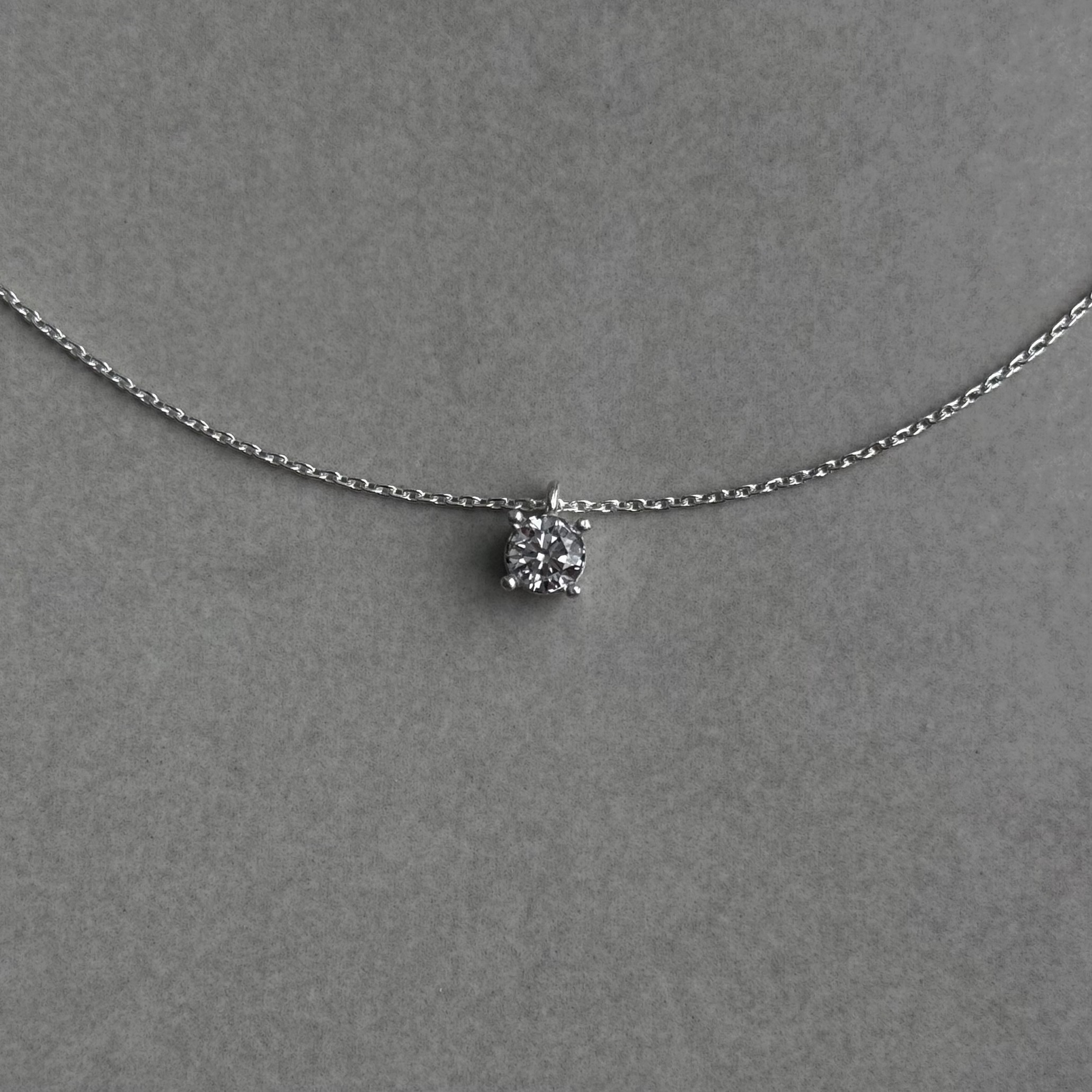 Square pendant necklace thumbnail 2