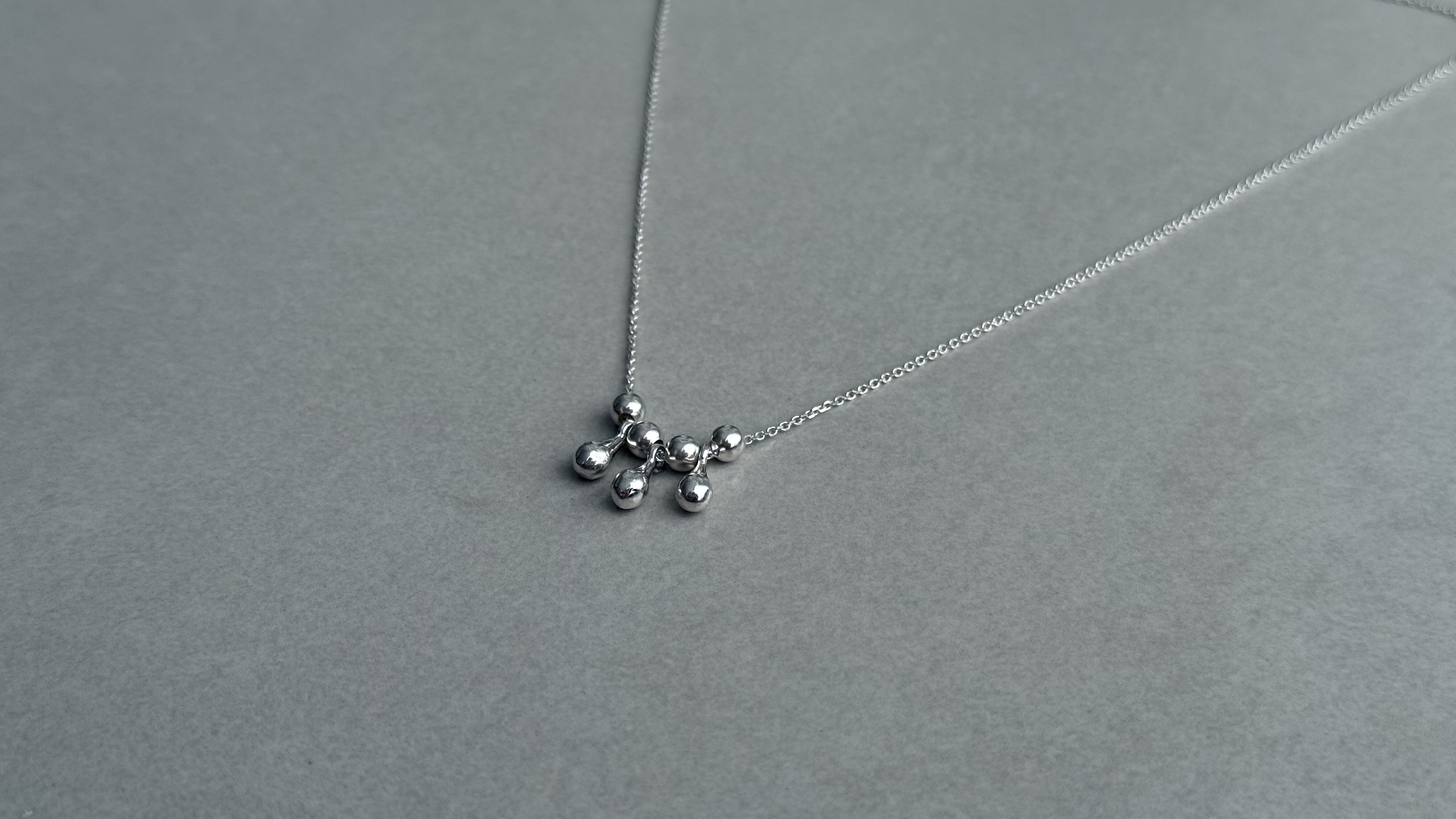 Drop necklace thumbnail 3