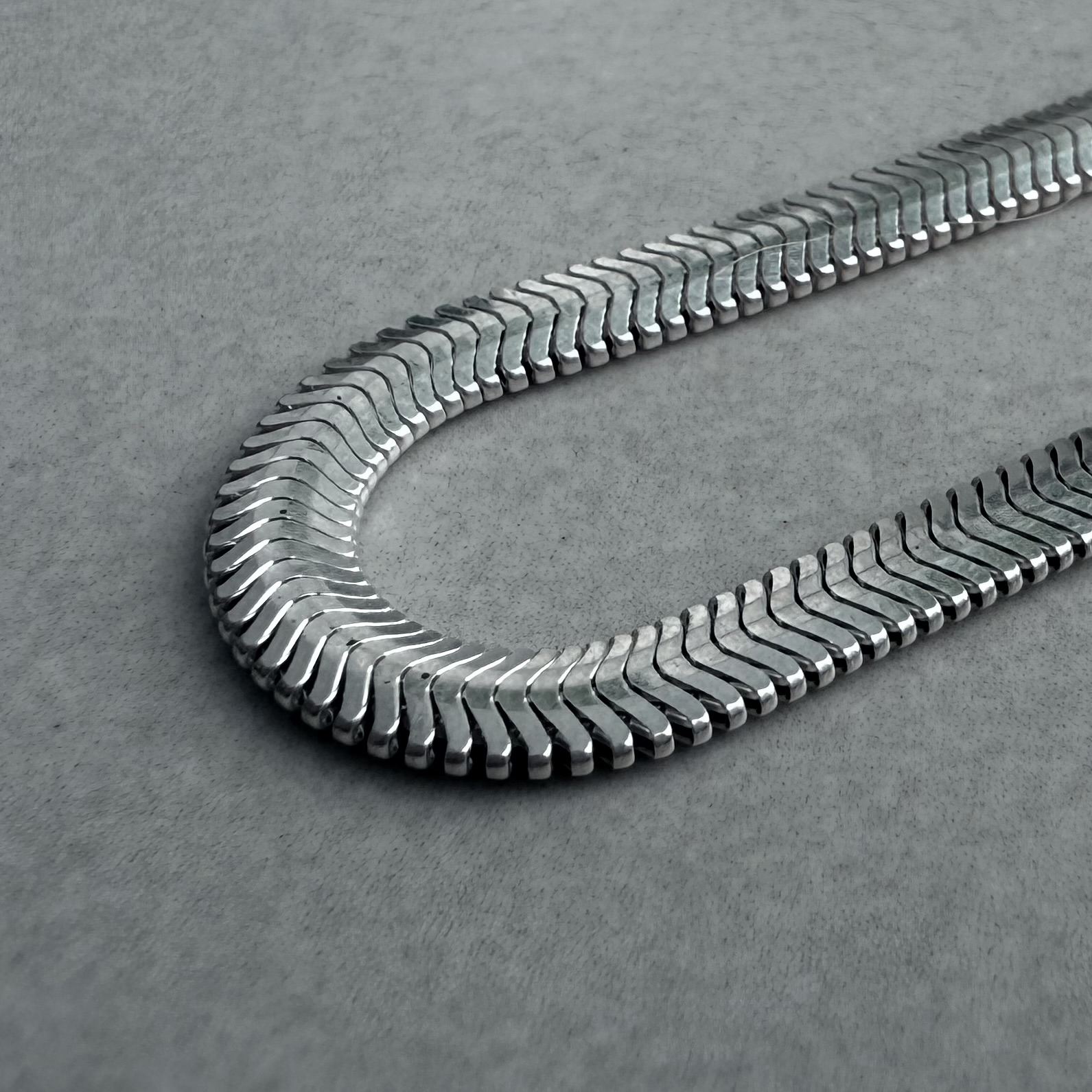 Shark tooth necklace thumbnail 4