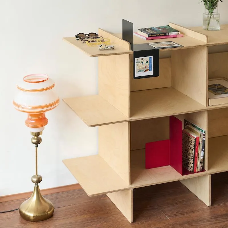 Linnea Bookshelf horizontal thumbnail 4