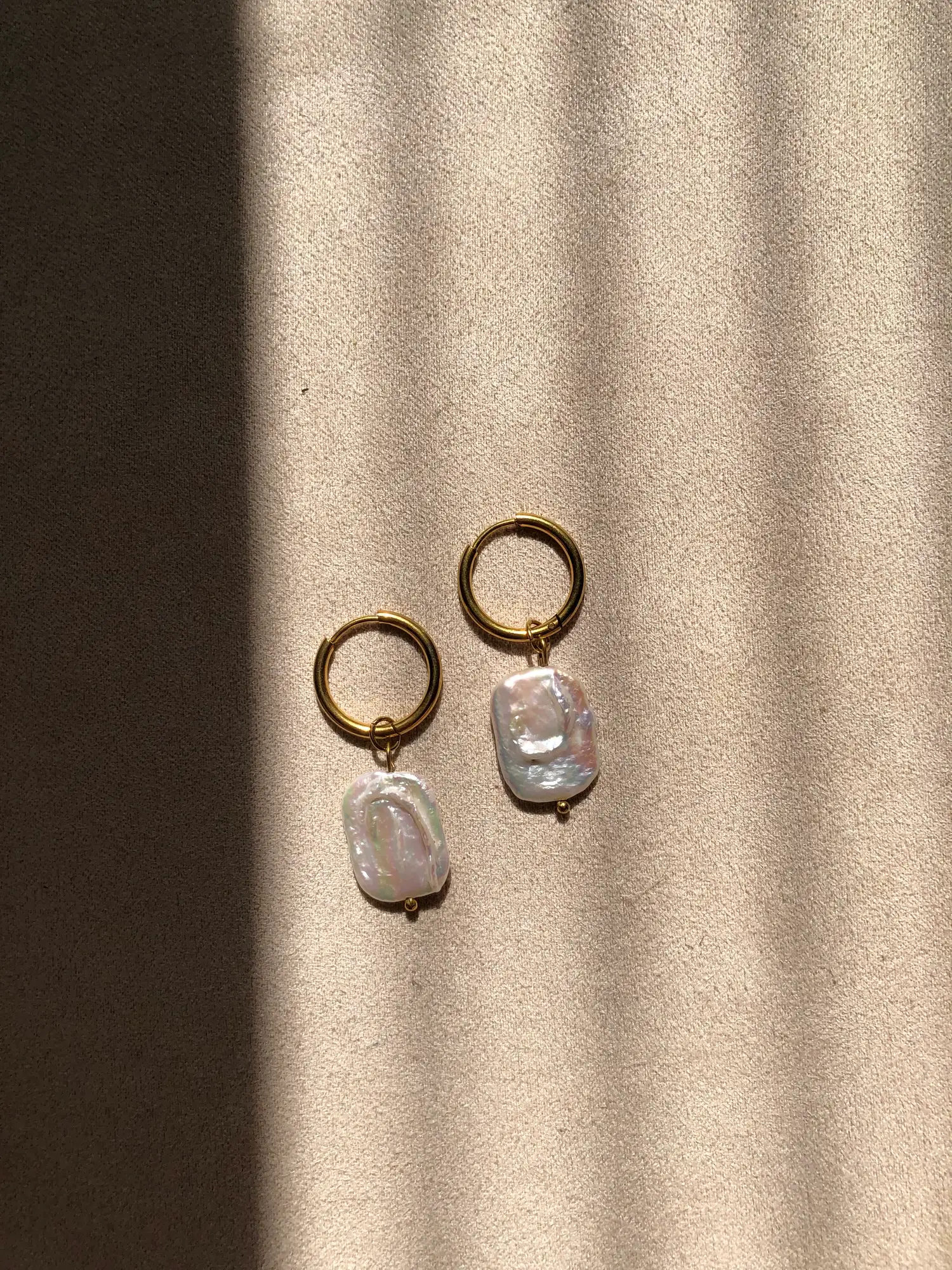 Pearl necklace thumbnail 1