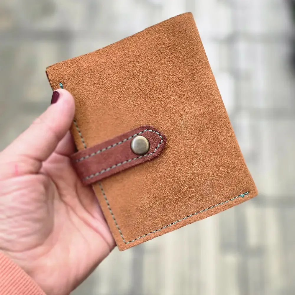 Leather pocket wallet thumbnail 3