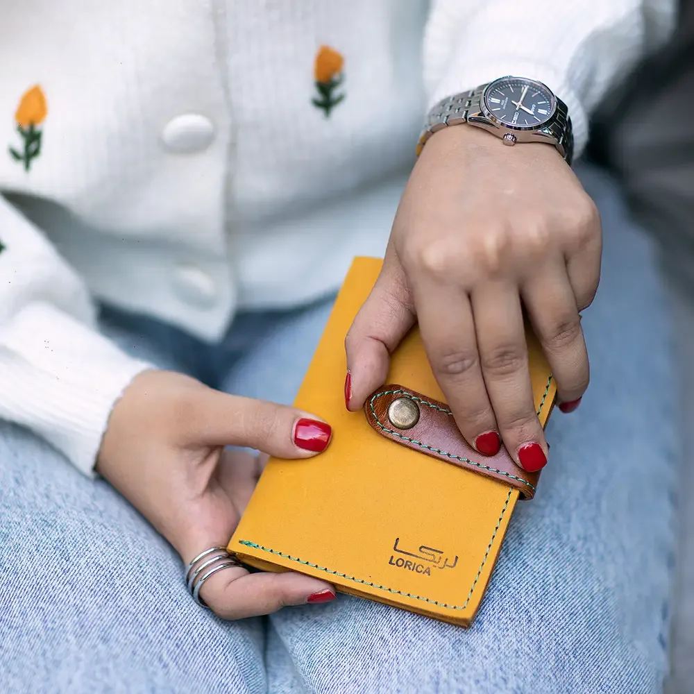 Natural leather pocket wallet thumbnail 2