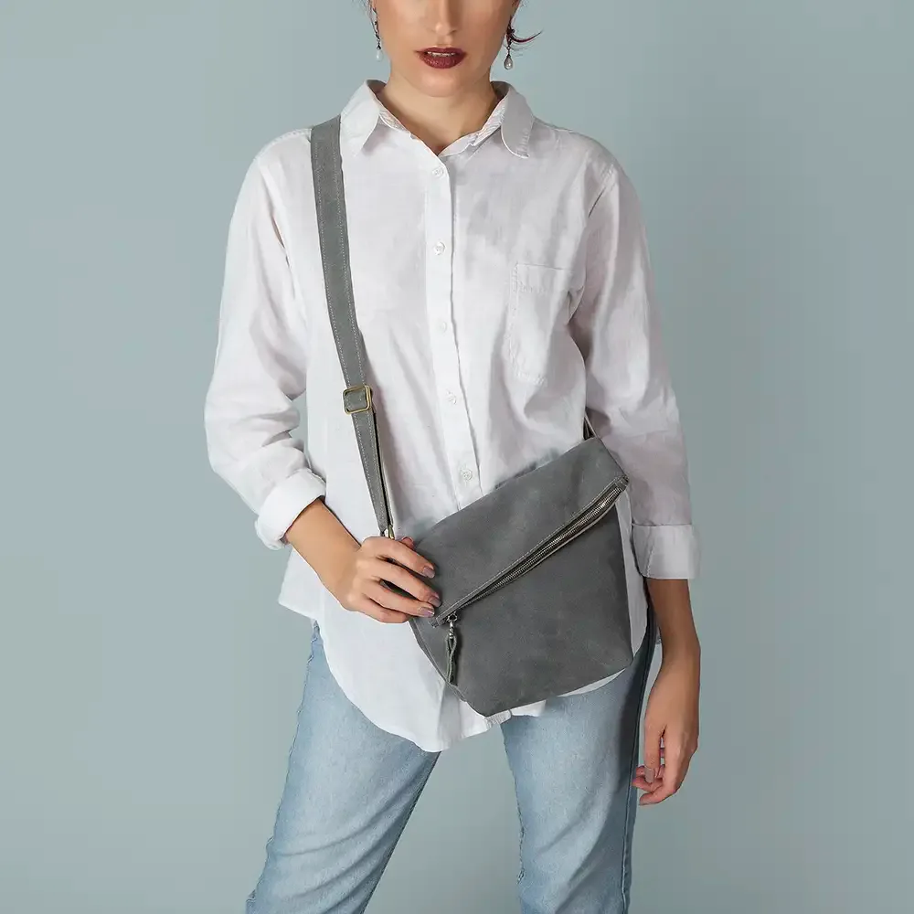 Kajal model natural leather shoulder bag thumbnail 4