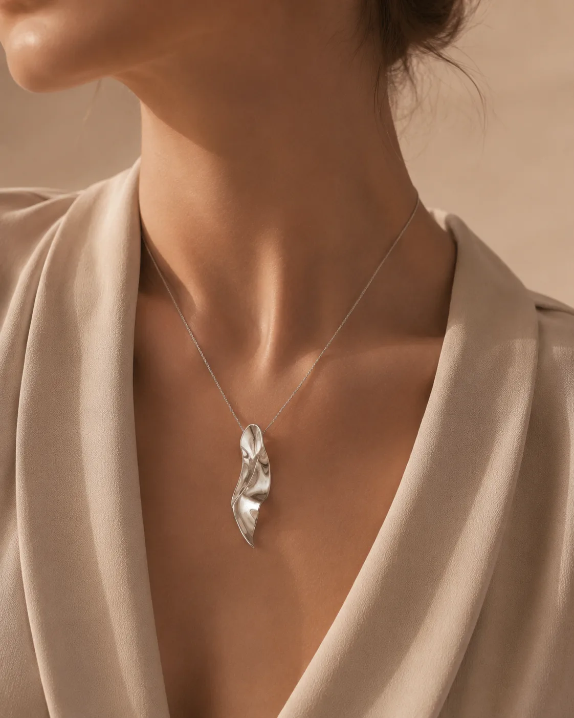 Necklaces & Pendants