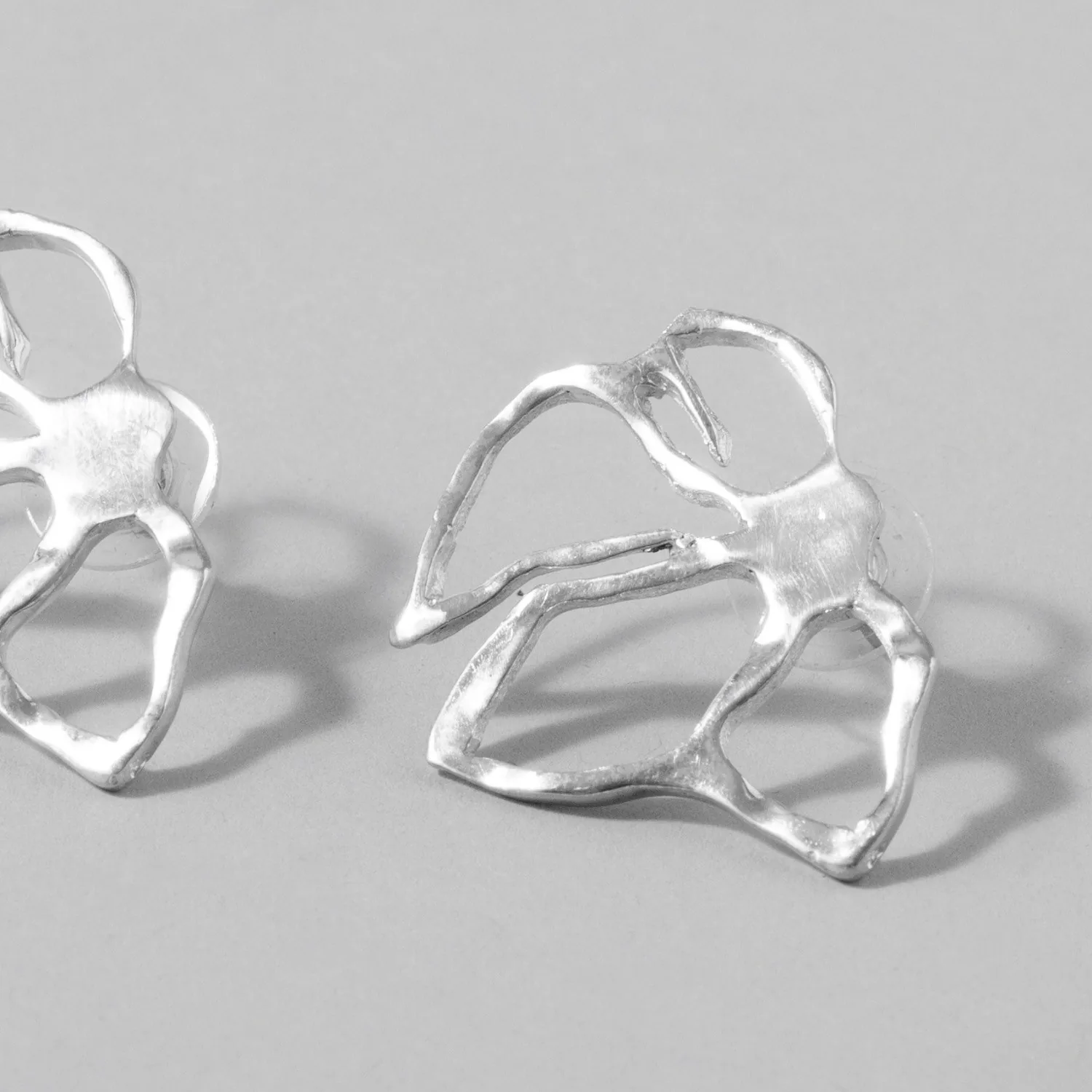 Saman earring thumbnail 1